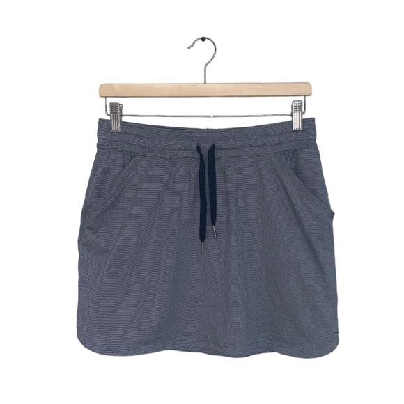 Columbia Skirt Women’s Size Small Blue Performance Fishing Gear Reel Relaxed - Picture 1 of 10